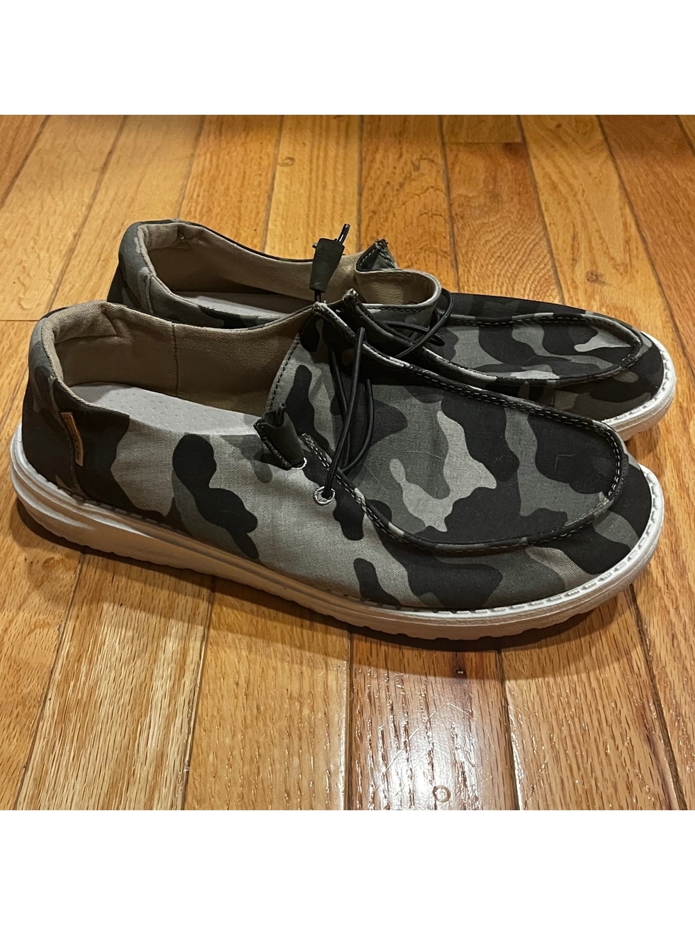 Dude Wendy Camo Slip-On Shoes Size US 9 - Picture 2 of 7